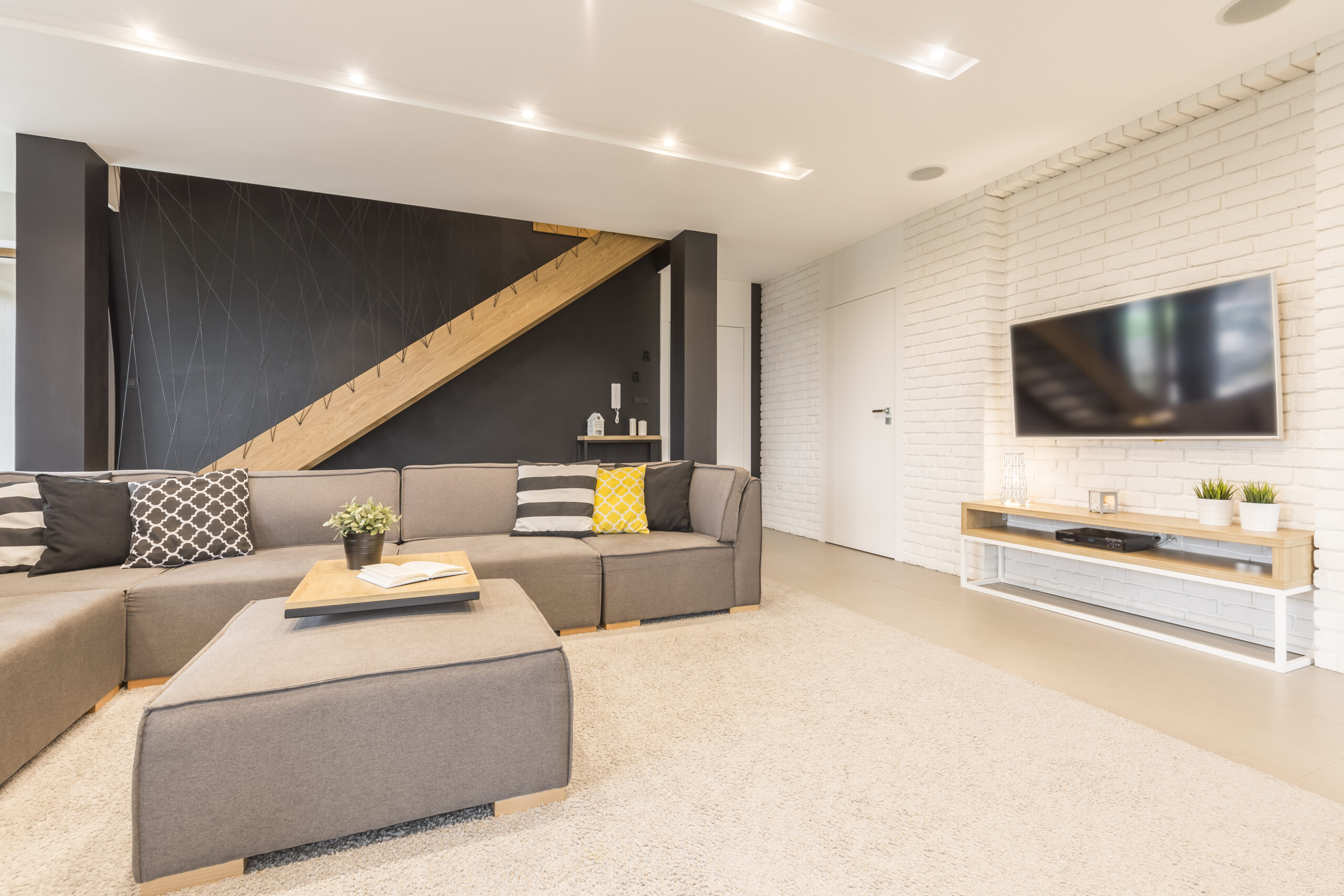 Why Homeowners in Chesterbrook Choose DMR Waterproofing<br />
